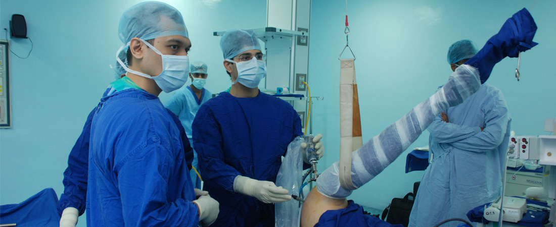 Arthroscopy & Sports Orthopaedics Treatment in Mumbai