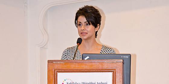 Gul Panang addresses the audience