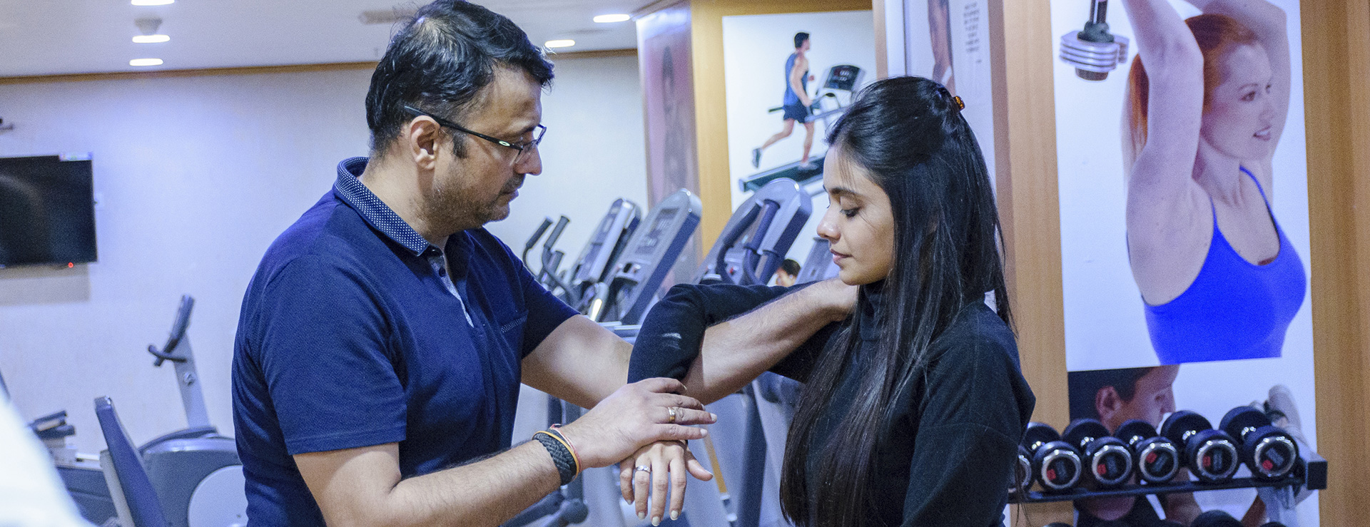 sports medicine doctor near me