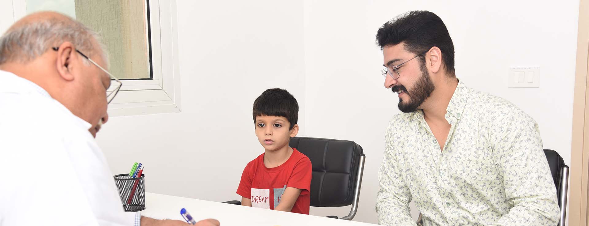 Best Dentist near you in Indore at Kokilaben Hospital