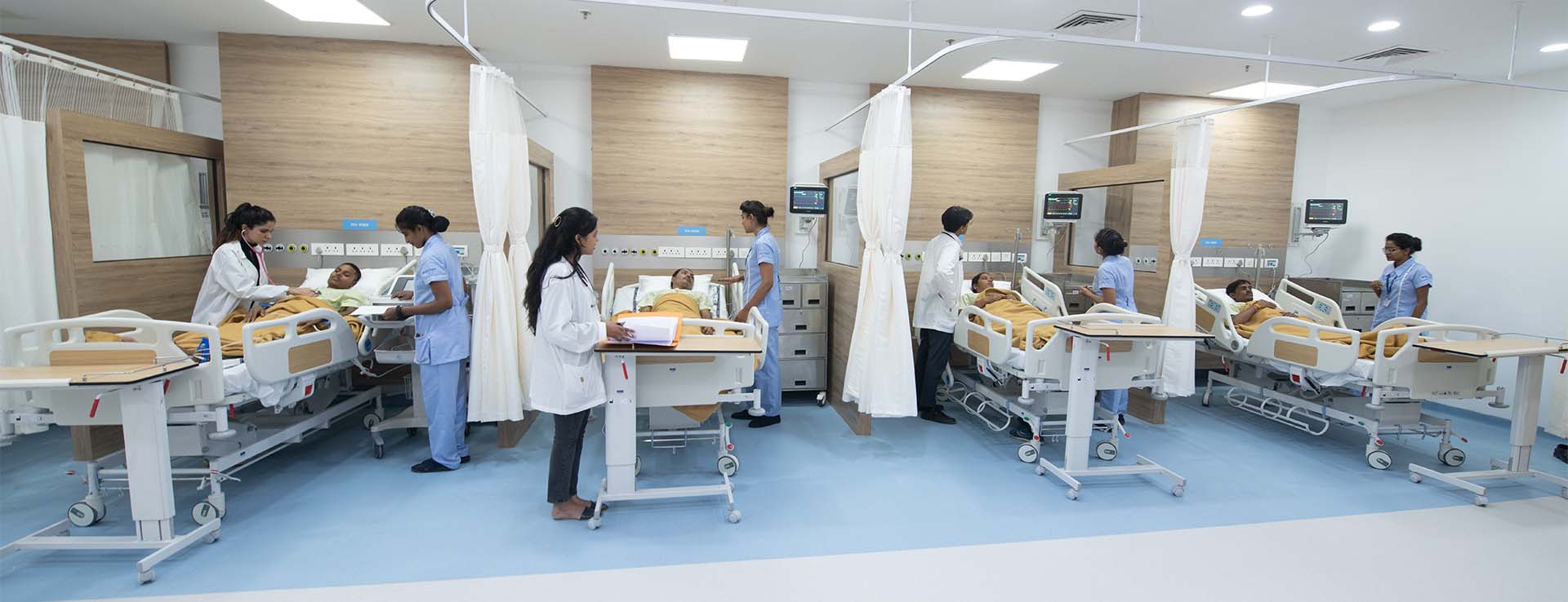 Internal medicine specialists in Indore